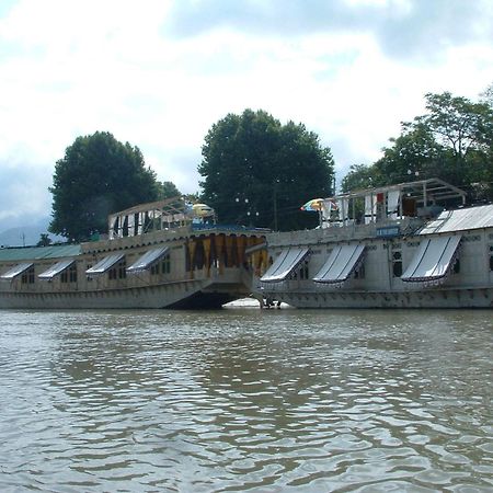 The Shelter Group Of Houseboats & Tour Organiser Srīnagar Esterno foto